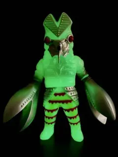 怪獣郷　ベムスター改造　グリーン 美品　ベアモデル 怪獣郷 ベムスター改造 グリーン 美品 ベアモデル - メルカリ