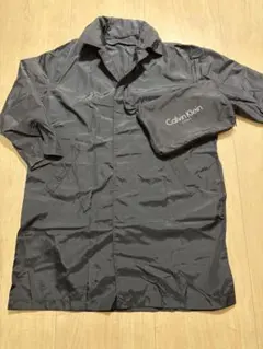美品☆Calvin Klein 黒 レインコート収納ポーチ付きのサムネイル