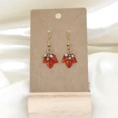 紅葉ピアス（A）