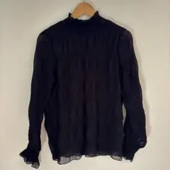 ブラックプリーツシャツ 長袖　レディース