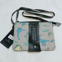 キウ kiu ダイナソー 恐竜柄 ショルダーバッグ ベージュ サコッシュ　バッグ