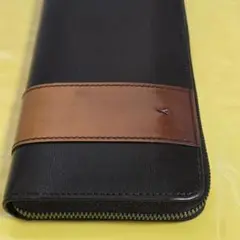 YUHAKU　ユハク　YAL114　ラウンドファスナー長財布　未使用に近い