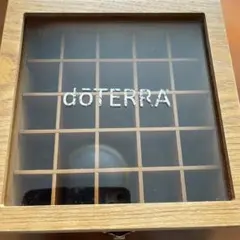 doTERRA ドテラ　セット　エッシェンシャルオイル　新品未使用入り　木箱付き 新品未使用］doTERRAドテラ アロマ8本+木箱セット - メルカリ
