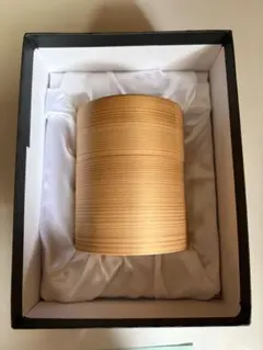 未使用 茶道具 杉木地 曲水指 綴目 煎茶道具 水差し 紙箱 ほぼ未使用 茶道具 杉木地 曲水指 綴目 煎茶道具 木工芸 水指 水差し