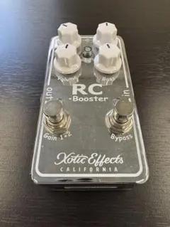 Suhr Riot Crimson red 限定カラー【確認済】 エフェクター - メルカリ