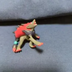 ポケモン ゾロアーク フィギュア