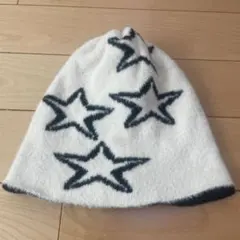 ホワイト 星柄 スター ビーニー　ニット帽　Y2K 韓国　白　ストリート