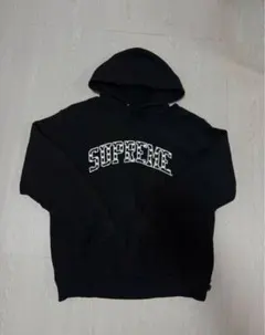 2025年最新】supreme アーチロゴ パーカーの人気アイテム - メルカリ