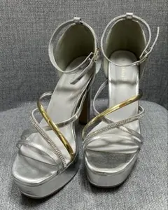 11cm シルバーハイヒール