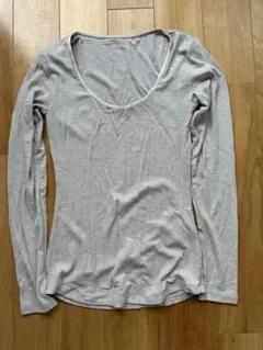 UNIQLO 極暖ヒートテックカシミヤブレンドリブクルーネックT