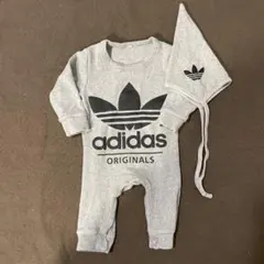 【adidas】オリジナルロンパース ボンネット付き グレー