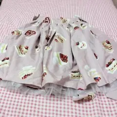美品！アンクルージュ　新品　タグ付　ケーキ柄フレアスカート