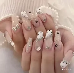 【24枚】ネイルチップ 韓国 ワンホン フレンチ ハート 量産 地雷 ドット