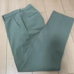 UNIQLO スマートアンクルパンツ　ライトグリーン　Sサイズ