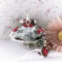 ロリータ風ワンピース　ハンドメイド　ドール服　ぷちリカちゃん