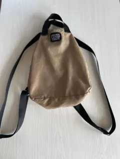 FREDRIK PACKERS ベージュリュック