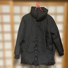黒 フード付き Mサイズ ダウンジャケット