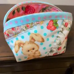 ハンドメイドパッチワーク カラフルポーチのサムネイル