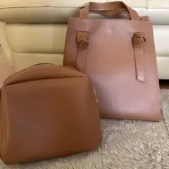 Andemiu ブラウン ハンドバッグ 中型