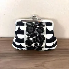 ハンドメイド　がま口　がま口ポーチ　インド刺繍　カッコ可愛い　ブラック系