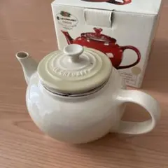 Item thumbnail for item 241656d2-1987-40db-87d3-bd1efa6a8c0a