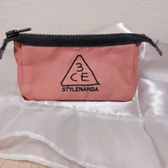 3CE ピンクナイロンポーチのサムネイル