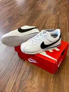 ☆新品☆送料込 NIKE ナイキ コルテッツ EZ PSV 17.5cm