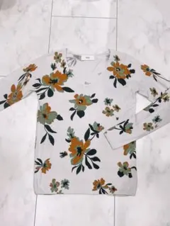 アズール　花柄　フラワー　ニット