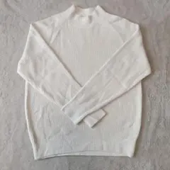 モックネック ユニクロ