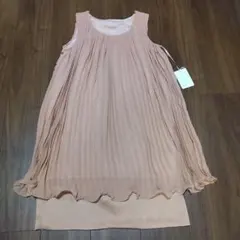 新品　TRUDEA ピンクベージュ プリーツ ノースリーブ ワンピース