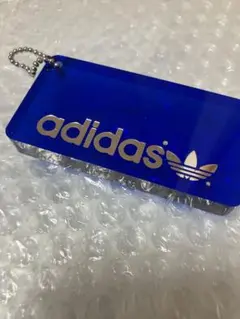 【✴︎ふっちゃん様専用✴︎】adidas キーホルダー ヴィンテージ(傷あり)