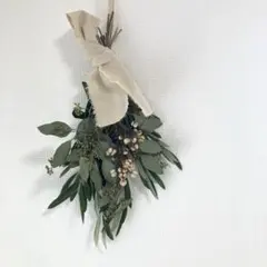 スワッグ　ドライフラワー　ユーカリ　オリーブ