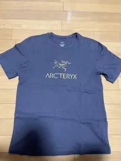 美品 ARC'TERYX ロゴTシャツ グレー XSのサムネイル