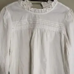 ホワイト コットン フリルネックシャツ
