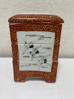 Item thumbnail for item aac0b0e7-827a-4063-9a7e-efc847d70490