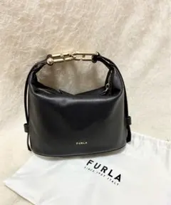 フルラ FURLA NUVOLA ミニバッグ ハンドバッグ　黒