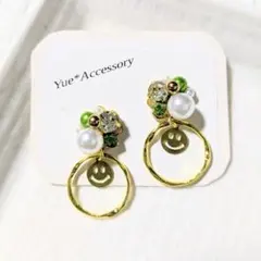 P-123　ハンドメイド☆ビジューピアス／イヤリング