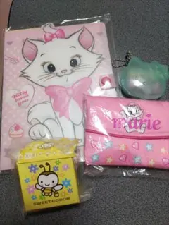 Item thumbnail for item 377f893f-0951-43d3-abfb-61e7756e14ba