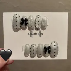 【現品】ネイルチップ ドット 水玉 マグネット リボン 黒 フレンチガーリー