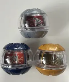 仮面ライダーゼッツ　レジェンドライダーカプセム 3個セット