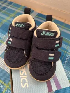 13センチ　asics ファーストシューズ ホワイト/ネイビー