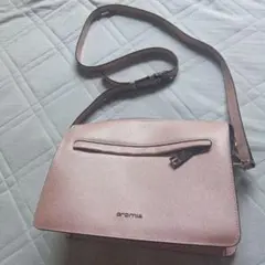 oromia ピンク ショルダーバッグ