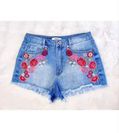 刺繍 花 Forever21 フォーエバー21 ダメージ ショートパンツ 26