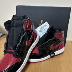 Nike Air Jordan 1 Mid 赤黒