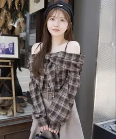 【即日発送】LIP SERVICE オフショルリボンチェックシャツトップス