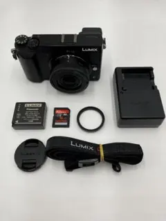し*ろ様 LUMIX GX7mk3 + G 45-175mm望遠レンズ し*ろ様 LUMIX GX7mk3 + G 45-175mm望遠レンズ - メルカリ