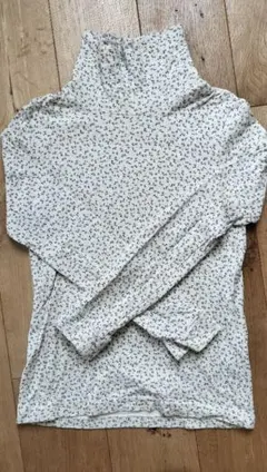 小花柄 Tシャツ