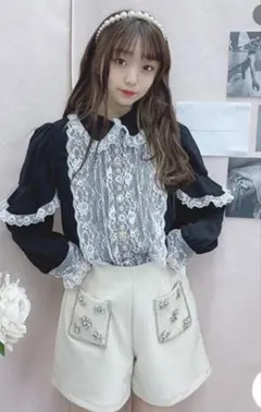新品タグ付き　swankiss YY dramatic ブラウスのサムネイル