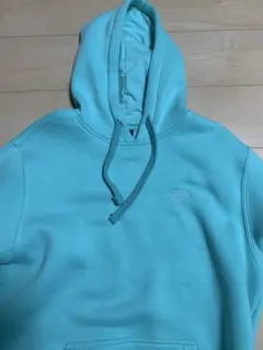 アクアブルー ダイヤモンドロゴ パーカー