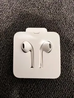 ★Apple Lightningコネクタ 有線イヤホン ホワイト★